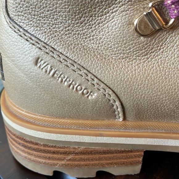 Sorel: Lennox Hiker Lux Booties - Fungi-Gold Conquest Sherpa- 9.5 - Picture 3 of 16